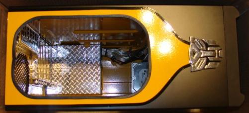 bumblebee-transformer-pc-case-mod-3 bumblebee-transformer-pc-case-mod-3