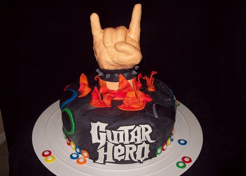 guitar-hero-cake2.jpg