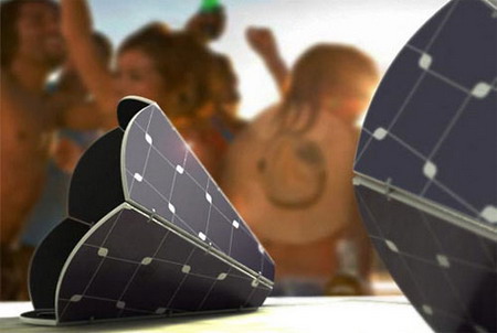 solar powered portable speaker2 Solar Powered Portable Speakers Design