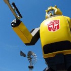 bumblebee transformer real1 140x140 Transformers Bumblebee Life Size Replica
