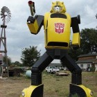 bumblebee transformer statue 140x140 Transformers Bumblebee Life Size Replica