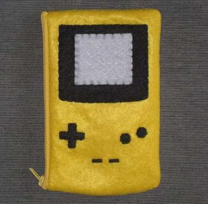 yellow ds lite look alike pouch 11 Nintendo Gameboy Look alike DS Lite Pouch Design