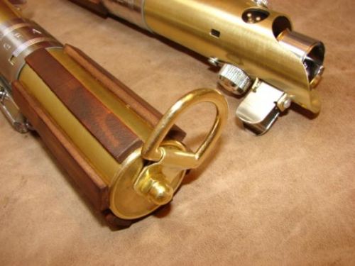 graflex 3 lightsaber The Graflex 3 Cell Lightsaber: A Steampunk Oddball!