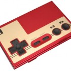 nes controller business card holder 140x140 Coldplay Strawberry Swing, News Reporter Bloopers, Alice in Wonderland and More [Random Roundup]