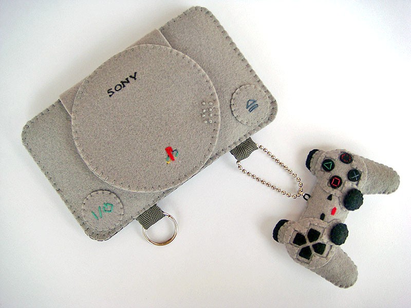 iphone case playstation theme