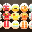 geeky cupcakes designs 140x140 The Longest Beard, the Big Lebowski, Hilter Hates iTunes [Random Roundup]
