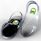 hi tech shoes gps 140x140 Usain Bolt World Record, Cool Alarm Clocks, the Best of Yoshi [Random Roundup]
