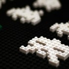 cool lego space invaders art lego wraps up the old school gaming frenzy6 140x140 Lego Wraps Up the Old School Gaming Frenzy