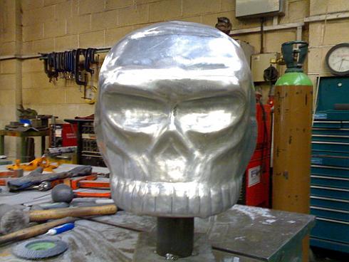 Skull Gaming PC Mod is Out of this World skull shaped computer pc mod
