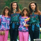 weird funny pictures of people 140x140 Usain Bolt World Record, Cool Alarm Clocks, the Best of Yoshi [Random Roundup]
