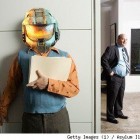 xbox halo video game at office 140x140 The Longest Beard, the Big Lebowski, Hilter Hates iTunes [Random Roundup]