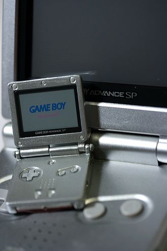 Miniature Gameboy Advance and Nintendo DS mini nintendo gameboy advance
