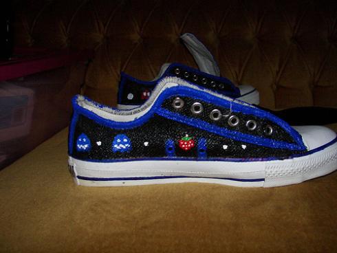 Pacman Converse Shoes Make Way into Street Fashion new pacman theme converse shoes