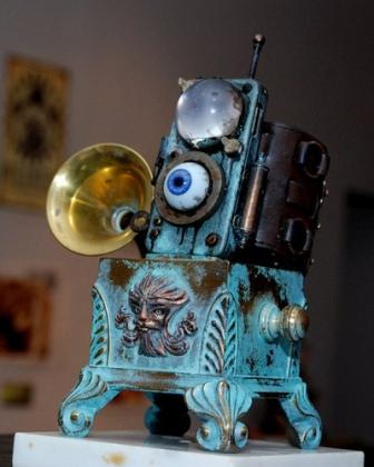 Eye Pod Victrola