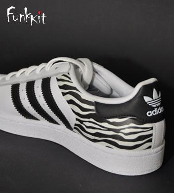 FunkKit Adidas Zebra FunkKit Adidas Zebra