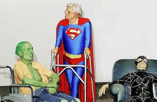 old superheroes 1 LHospice: The Superheroes are Dying!
