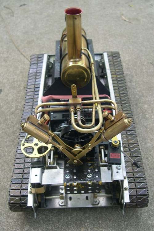 The RC Live Steampunk Tank is What Every Kid would Want in his Toys Army RC steamtank long The RC Live Steampunk Tank is What Every Kid would Want in his Toys Army