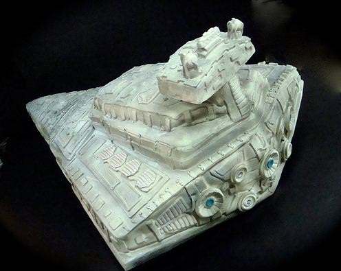 A Star Destroyer Wedding Cake for Geeks Star destroyer cake A Star Destroyer Wedding Cake for Geeks