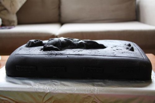 hansolocake2 Han Solo Cake Frozen in Carbonite...Then Eat Him!