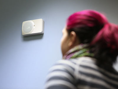 ichime programmable doorbell inuse The iChime Programmable Doorbell Rings A Bell In More Than One Way