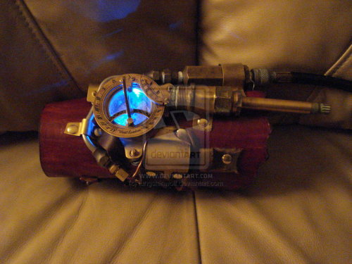 steamgauntlet1 Upgraded Steampunk Gauntlet Sends You Through Time