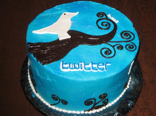 twitter-chocolate-cake twitter chocolate cake Twitter Chocolate Cake Is Too Delicious to Continue Tweeting Relentlessly without Eating It