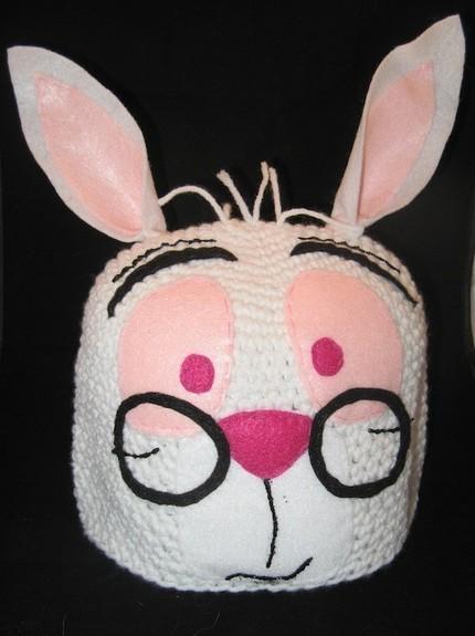 Alice’s Dreams with Cheshire and White Rabbit Hats (5)
