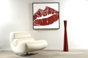 Kiss Portrait 1 300x199 Beautify Your Walls Using Your Own Lips