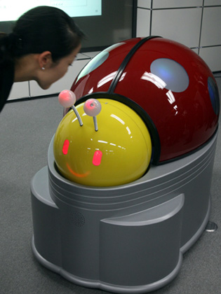 Robot for travel tips at rest rooms