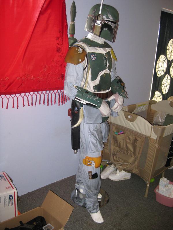 boba sculpture art 2 Homemade Boba Fett Costume Is Great for a Star Wars Theme Party