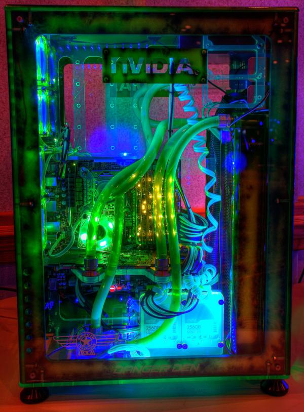 leukaemia ultimate gaming pc case mod 2 Ultimate Gaming PC Auctioned Off to Raise Money for Leukaemia & Lymphoma Society