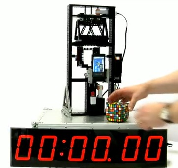 rubik's cube 7 lego nxt android smartphone rubiks cube 7 lego nxt android smartphone Rubiks Cube 7x7x7 solved with Lego NXT and Android