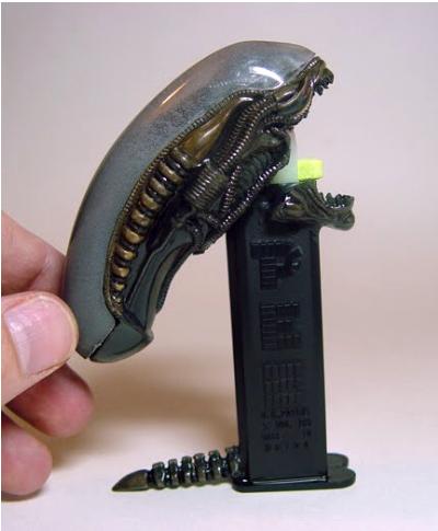 Alien mouth open Alien PEZ Dispenser