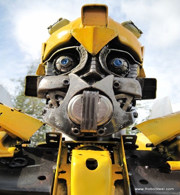 bumblebeerecycled2 Take One Camaro, Recycle, and You Get a Life size Bumblebee Transformer