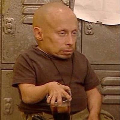 drunk mini me verne troyer drunk mini me verne troyer