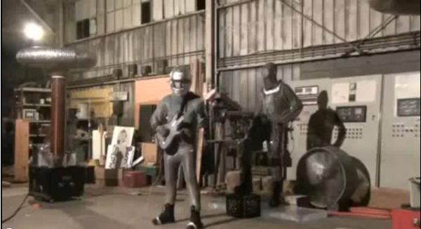 guitar1 Tesla Guitar Iron Man Performance
