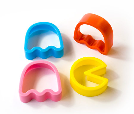 6460 pacman cutters1 Eat Me! Pac Man Cookie Cutters Turns Baking Geeky