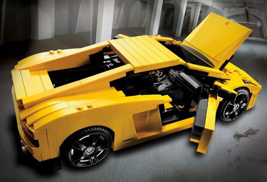 LEGO Lamborghini Gallardo LP560 4 Kit 02 Lego Lamborghini is the Coolest Set Ever