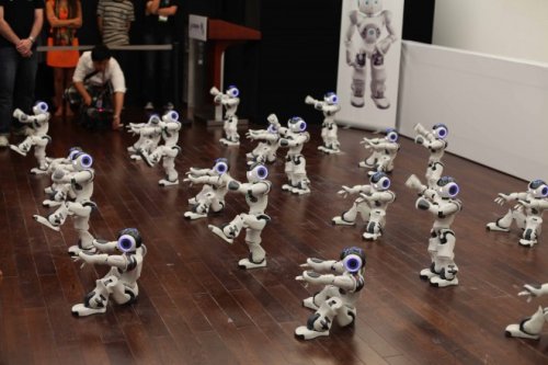Singing Dancing Robots 9 17 Robots with Rhythm: Singing and Dancing Robots