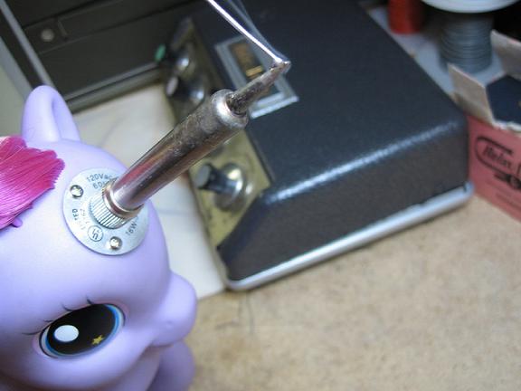 Soldering Pwny 2