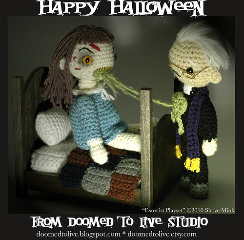 ex1 Exorcist Amigurumi Crocheted Scene