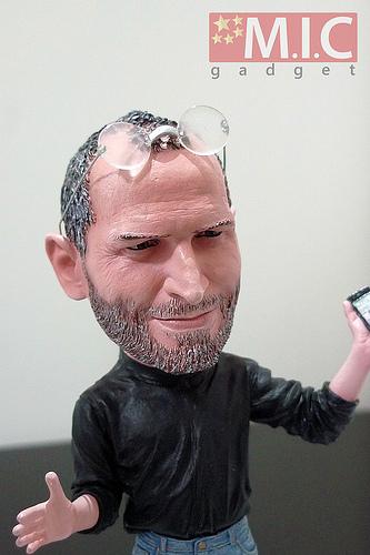 Amazing Steve Jobs Figure Gets Down to the Details | Walyou