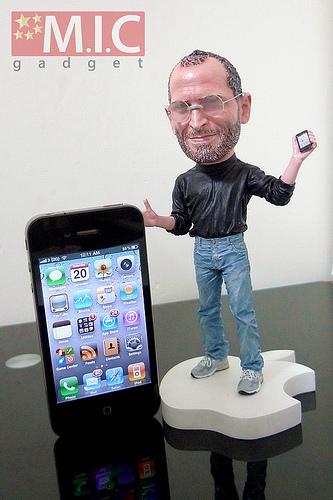 steve jobs art toy steve jobs art toy