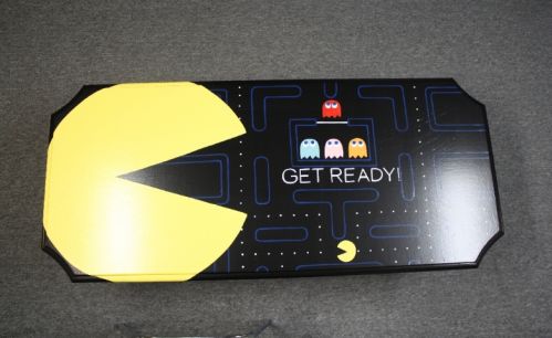 pacman-coffee-table