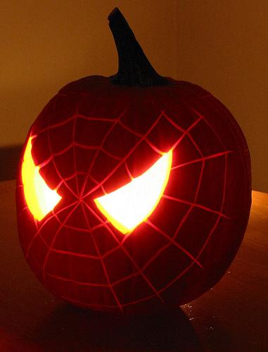 spiderman pumpkin face