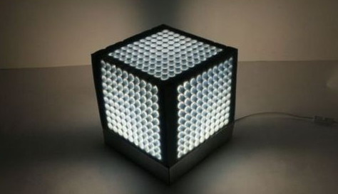 Alterable cube lamp