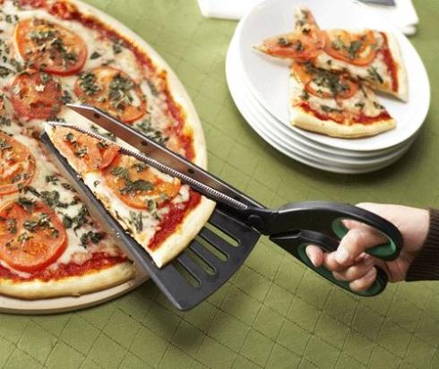 kitchen pizza cutter