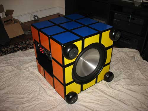 gadget rubik's cube sub-woofer