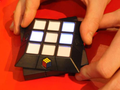 rubik's cube puzzle slide