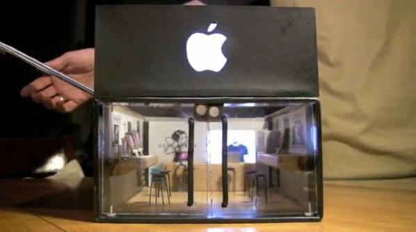 Apple Store Diorama (5)